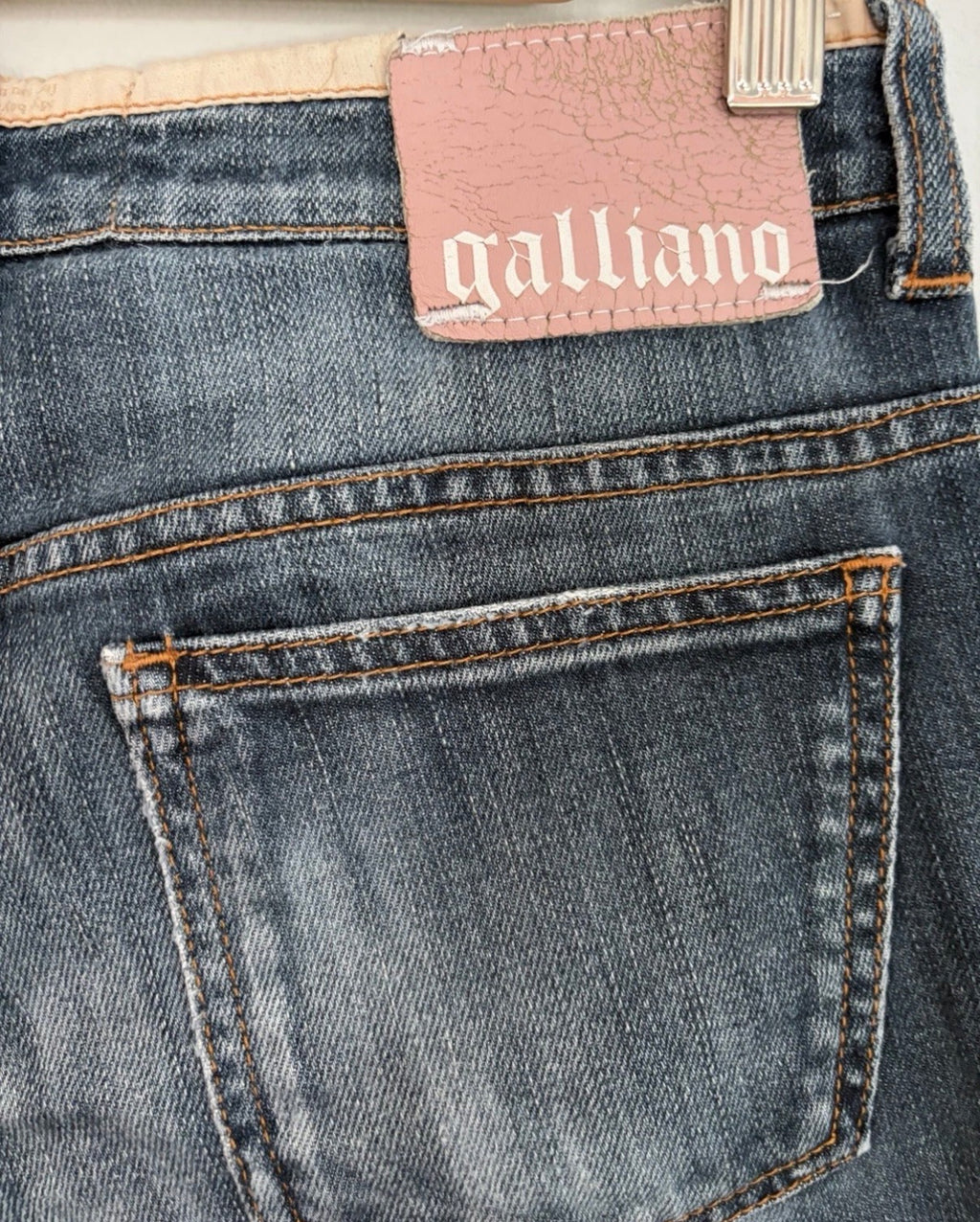 JOHN GALLIANO Denim Cropped Jeans 2000s Washed Blue Logo Buttons 27 Vintage