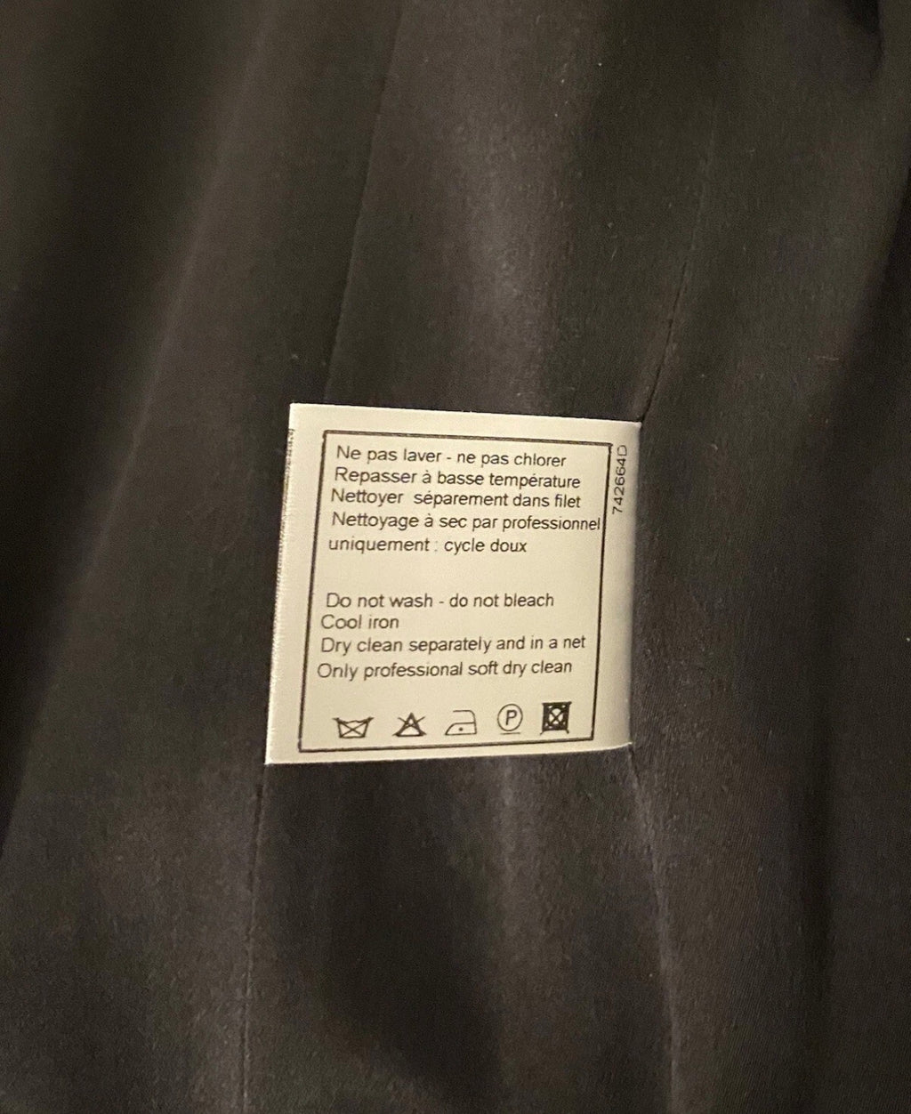 Chanel Black Coat Satin Bow Fall/2005 Runaway 38FR CC