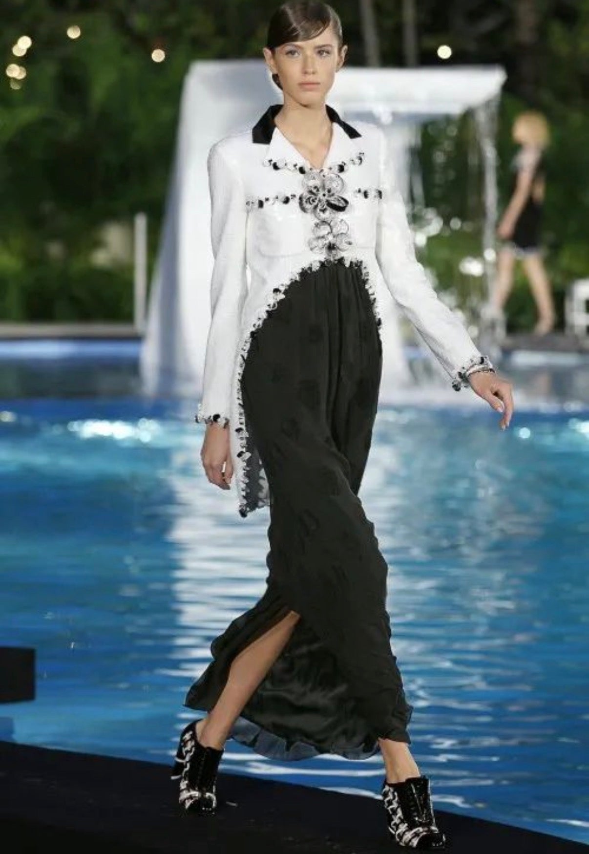 Chanel Resort 2009 Lattice Straps Pumps Black Beige Yellow Patent Leather 38.5eu