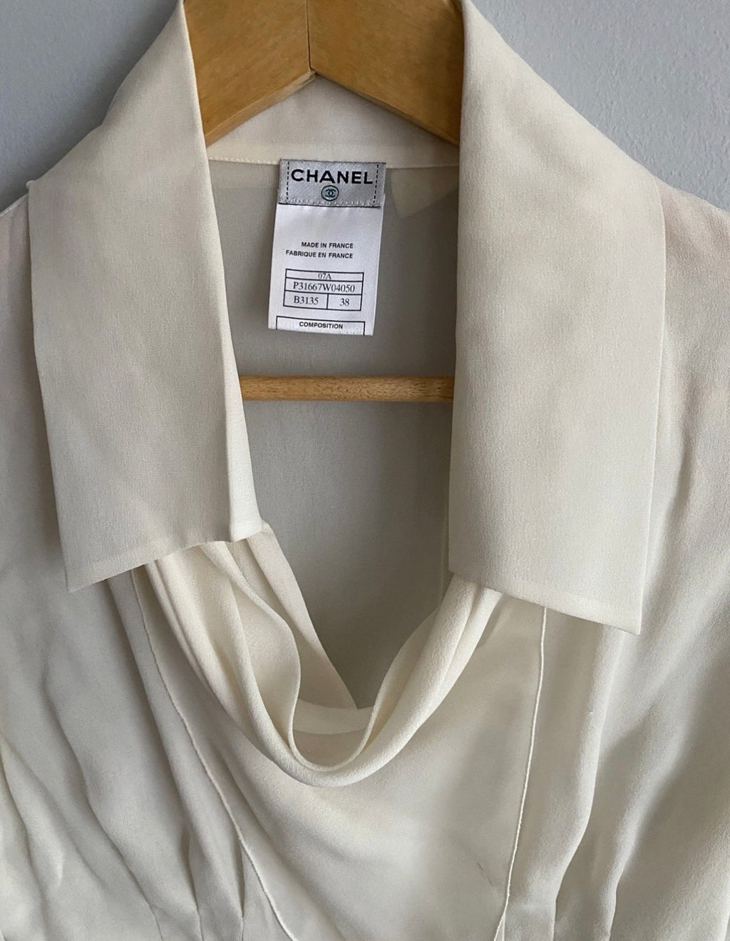Chanel Vintage 100% Silk Blouse 38FR Long Sleeves Fall 2007