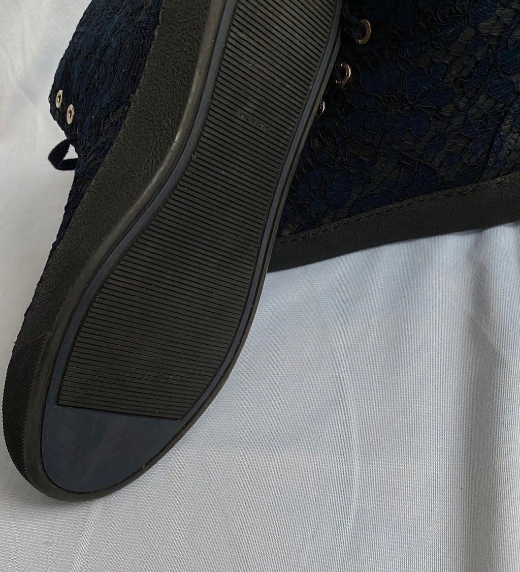 Chanel Navy High Top Lace Leather Trainers 38eu