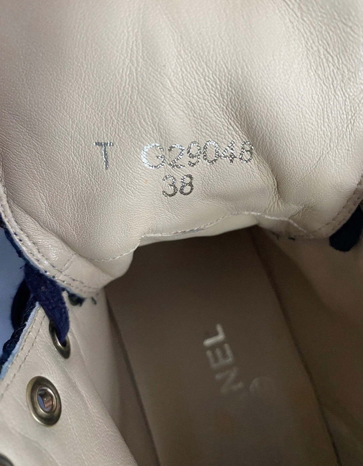 Chanel Navy High Top Lace Leather Trainers 38eu