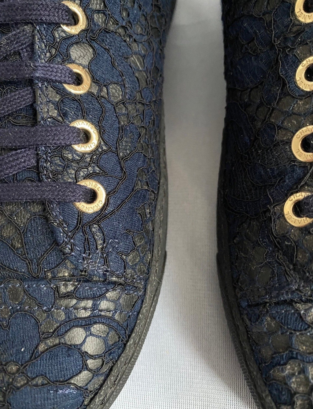 Chanel Navy High Top Lace Leather Trainers 38eu