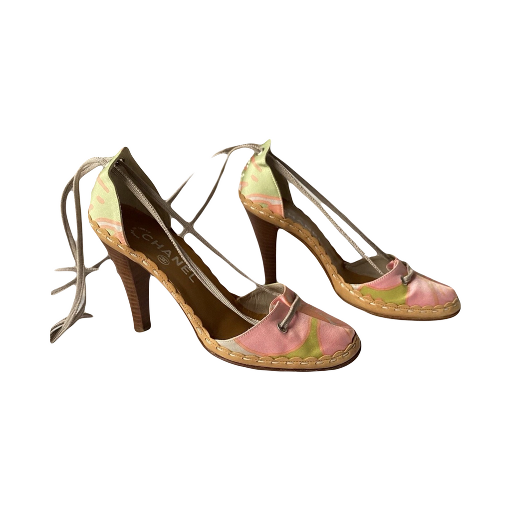 Chanel Vintage Slingback Floral Fabric Ankle Wrap Heels Pearl CC Logo Mark 37.5eu